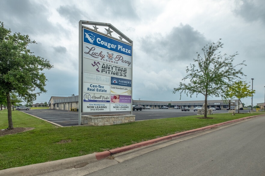 305 Limestone Ter, Jarrell, TX for lease - Primary Photo - Image 1 of 18