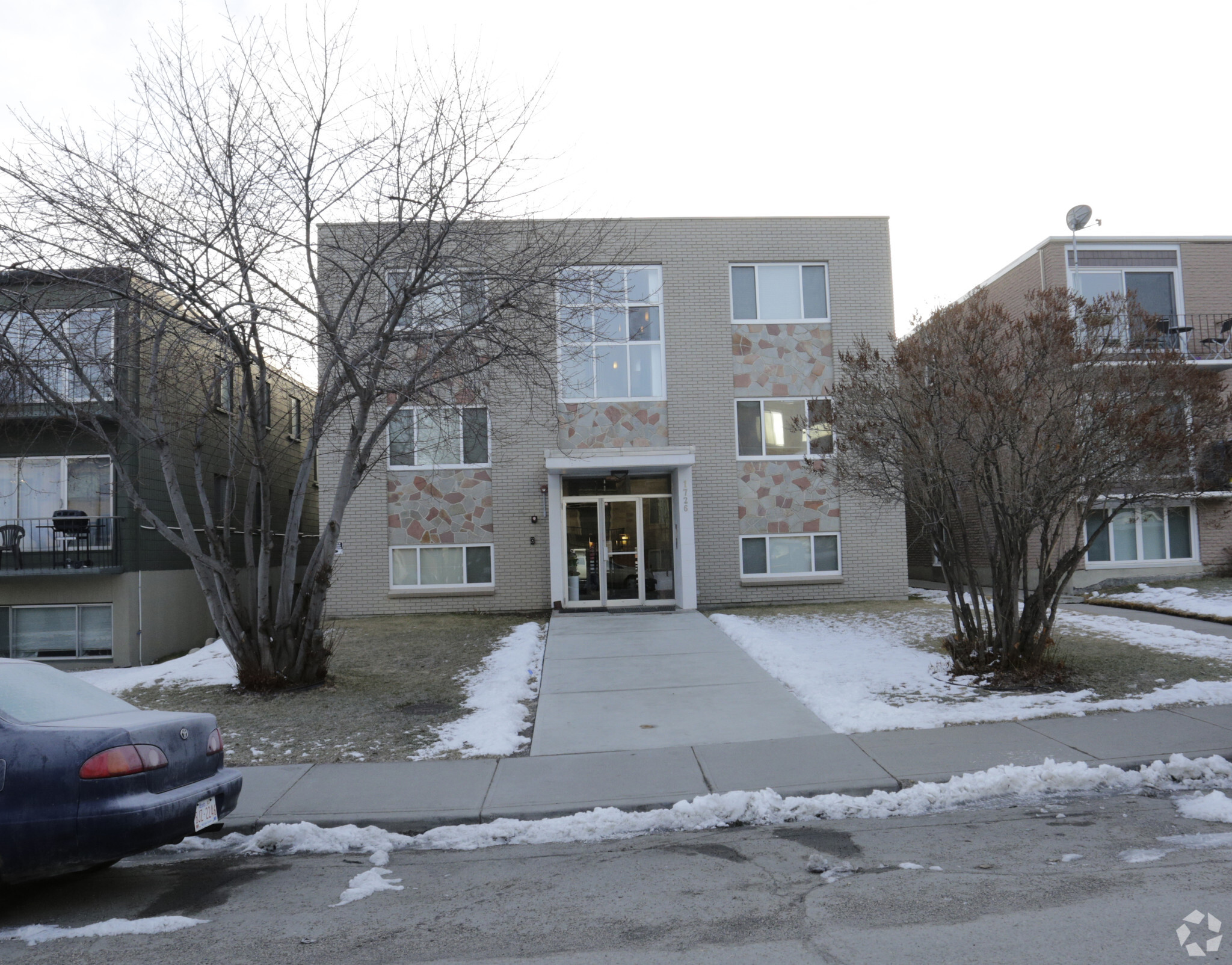 1726 10A St SW, Calgary, AB | LoopNet