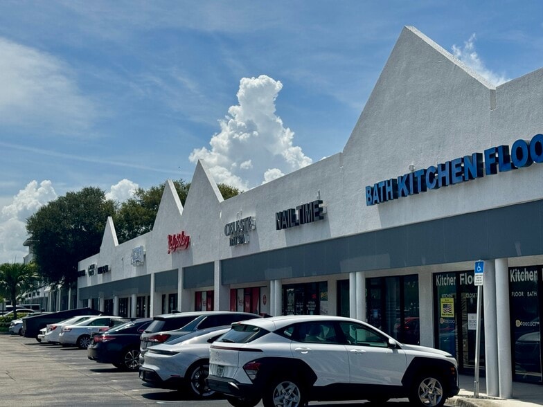 3301 W Boynton Beach Blvd, Boynton Beach, FL for lease - Building Photo - Image 1 of 4