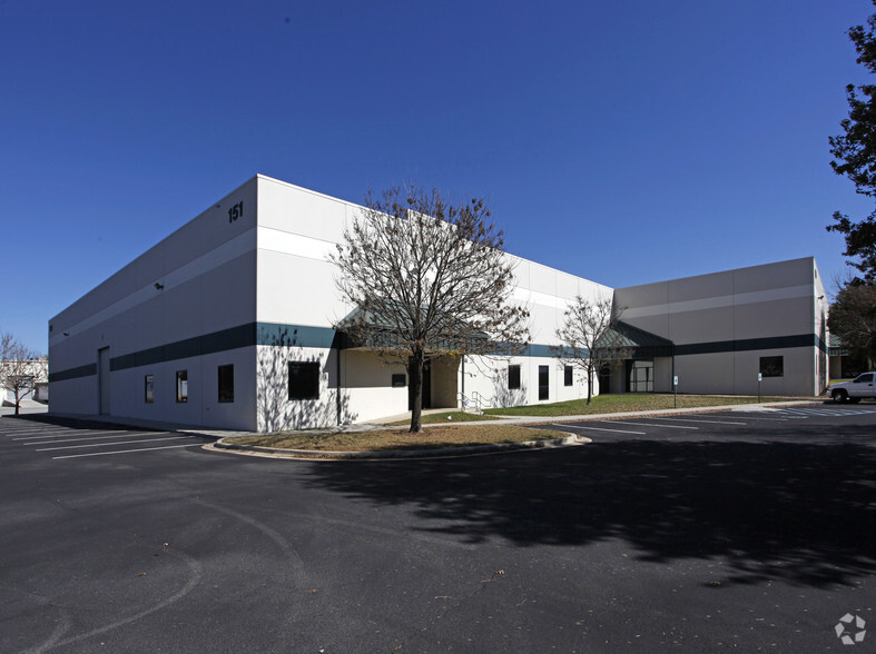 151 Jetplex Blvd, Huntsville, AL for lease - Building Photo - Image 3 of 16