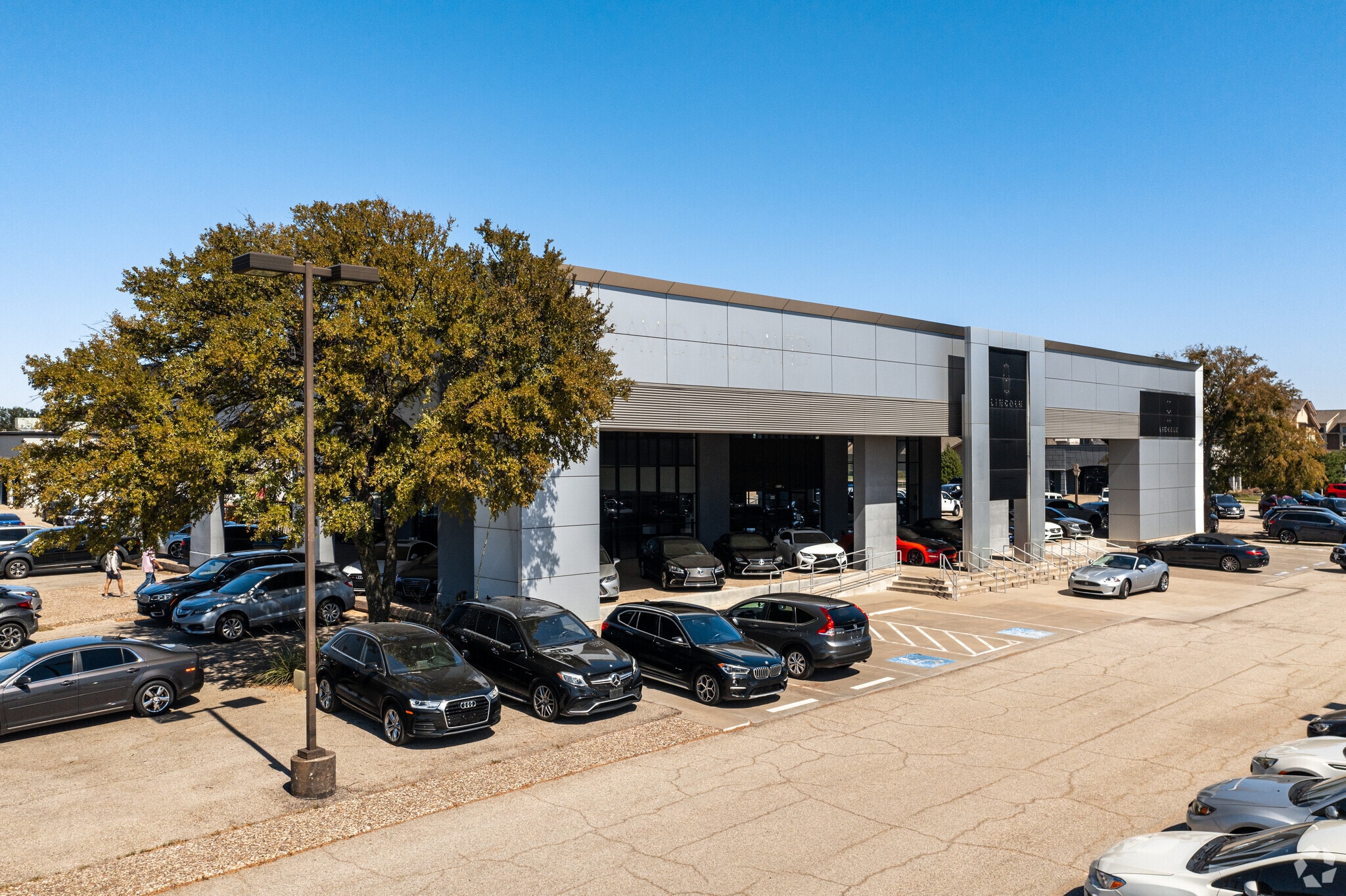 3333 W Plano Pky, Plano, TX for lease Primary Photo- Image 1 of 9