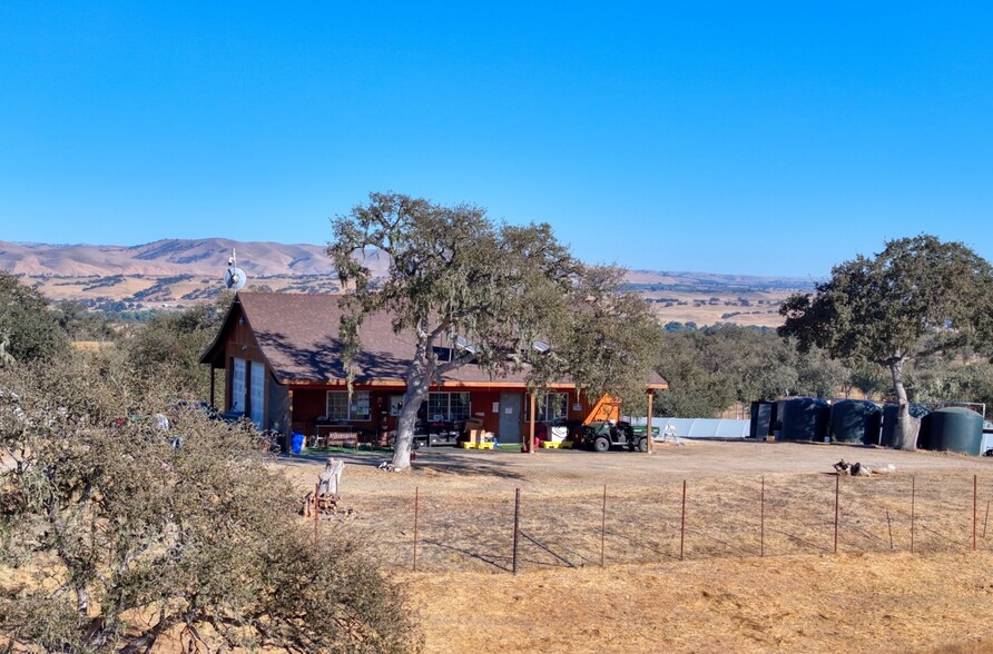 12000 Nacimiento Lake Dr, Bradley, CA for sale - Building Photo - Image 2 of 25