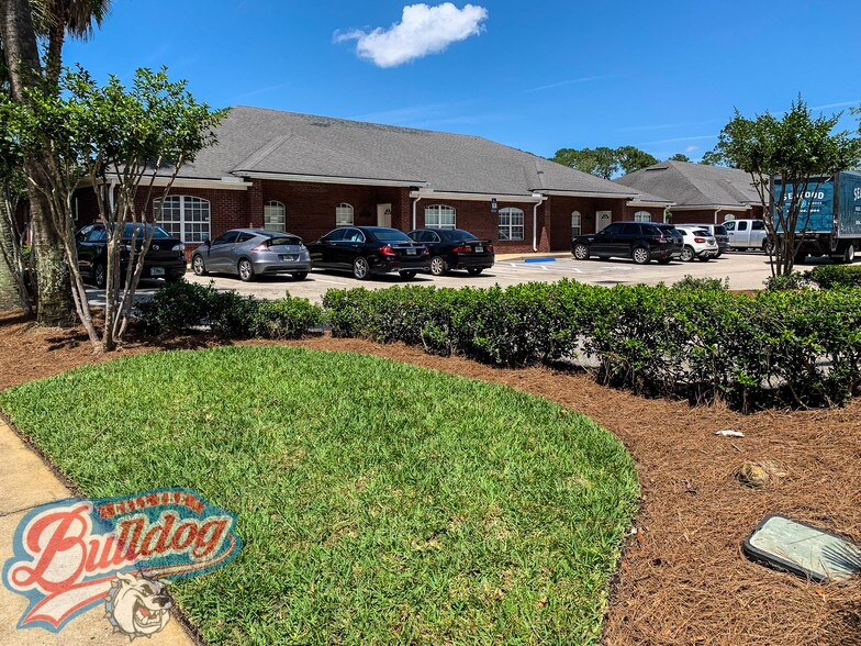 9957 Moorings Dr, Jacksonville, FL 32257