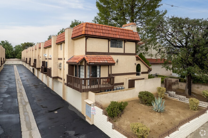 5307-5315 Colodny Dr, Agoura Hills, CA for sale - Building Photo - Image 3 of 25