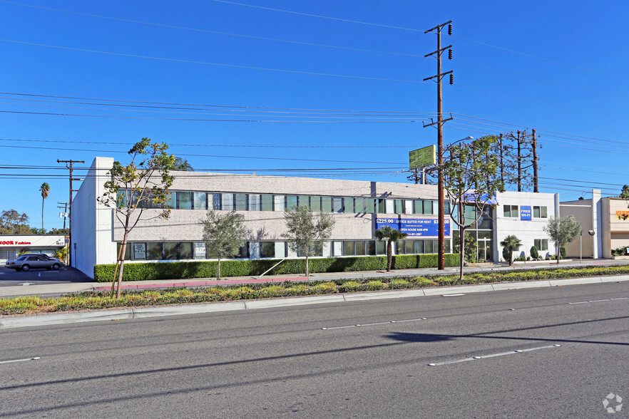 1811 W Katella Ave, Anaheim, CA for lease - Building Photo - Image 2 of 2