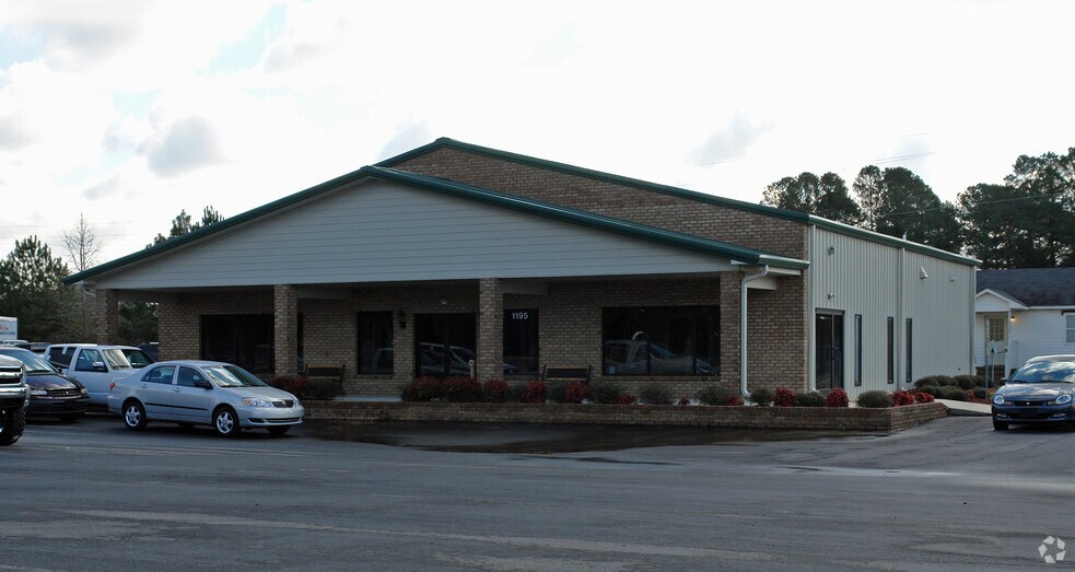 1195 Brogden Rd, Smithfield, NC for sale - Primary Photo - Image 1 of 1