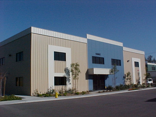 14662 El Molino St, Fontana, CA for lease - Primary Photo - Image 1 of 1