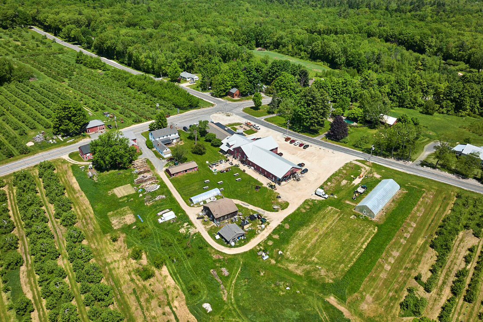 136 Main Rd, Westhampton, MA 01027 Outlook Farm Store & Eatery