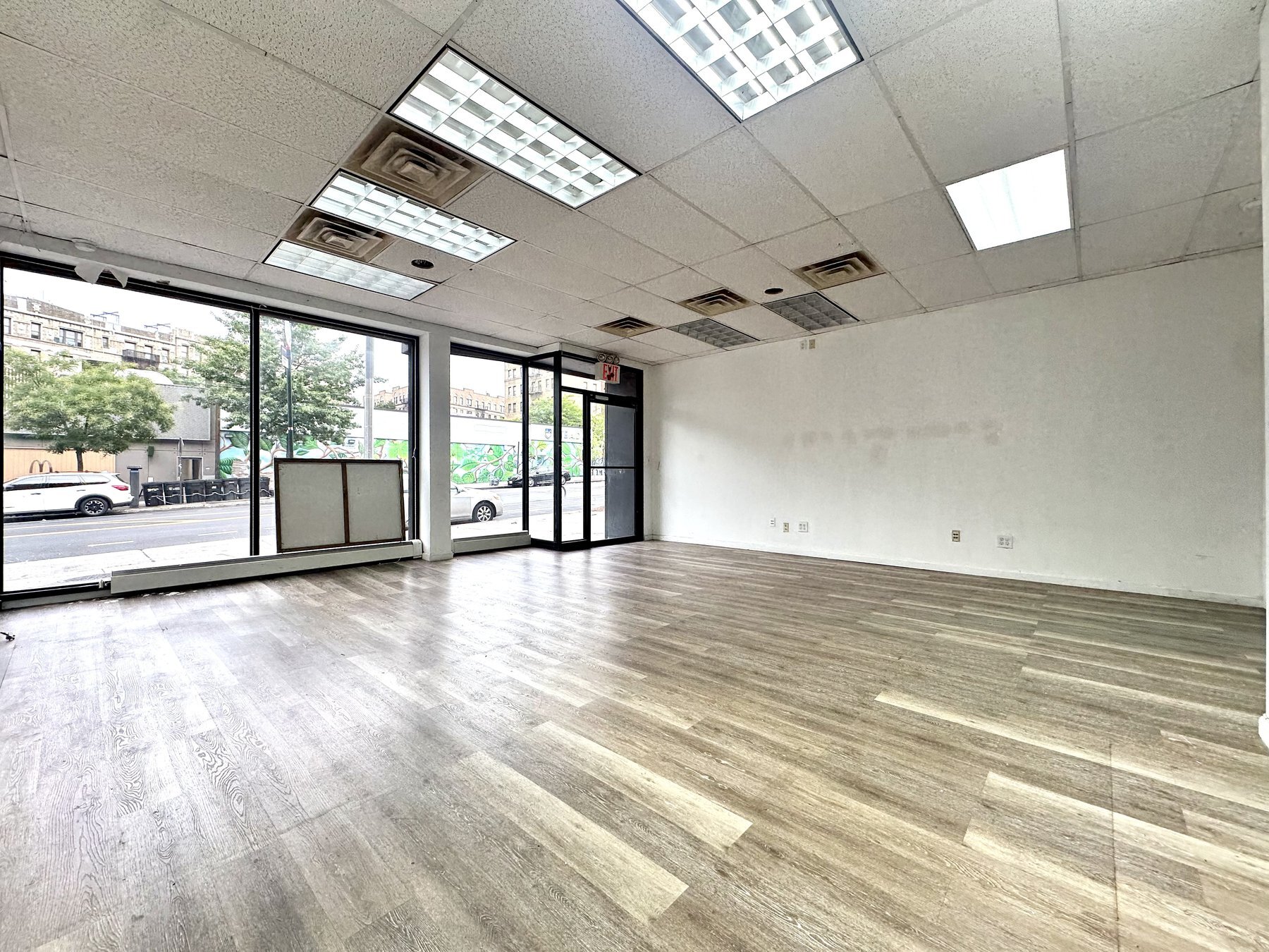 1206 Saint Nicholas Ave, New York, NY for lease Interior Photo- Image 1 of 5