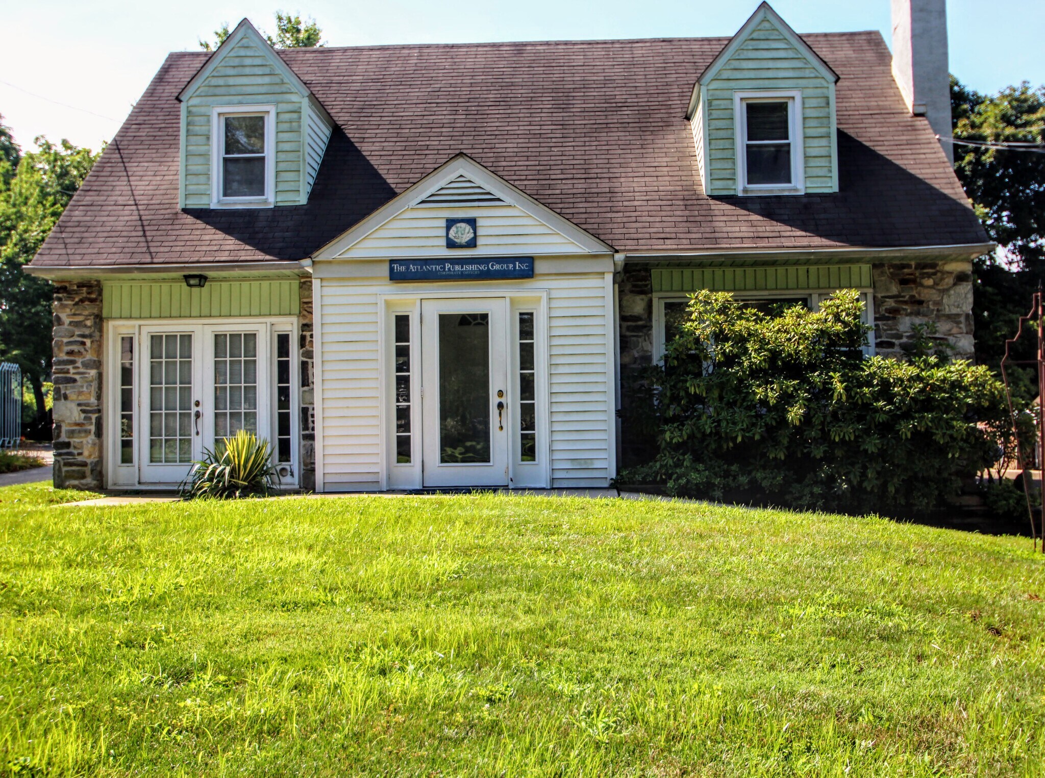 18 E Mill Rd, Flourtown, PA for sale Primary Photo- Image 1 of 1