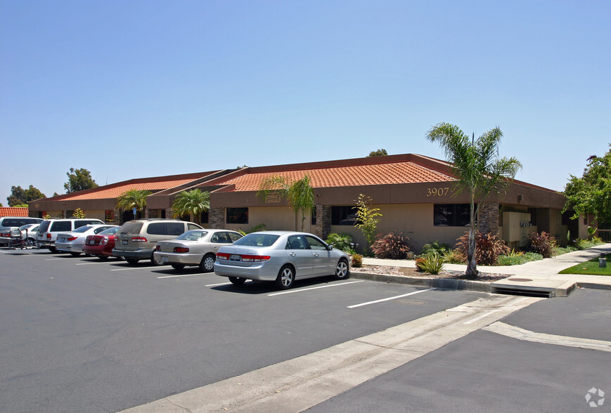 3907 Waring Rd, Oceanside, CA for lease - Building Photo - Image 2 of 16