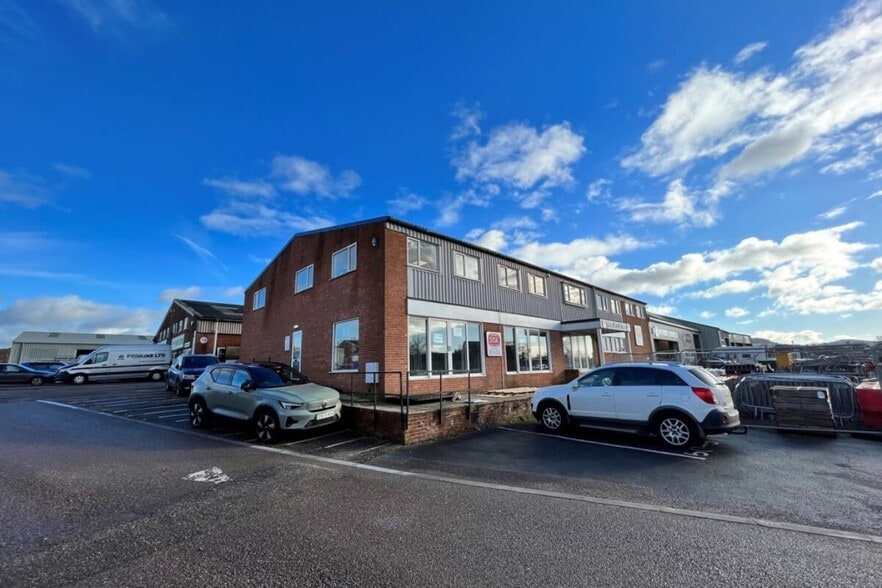 Alansway, Ottery St Mary for lease - Building Photo - Image 3 of 3