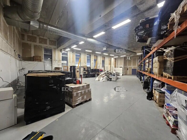Flex in Ivry-sur-Seine for lease - Building Photo - Image 3 of 13