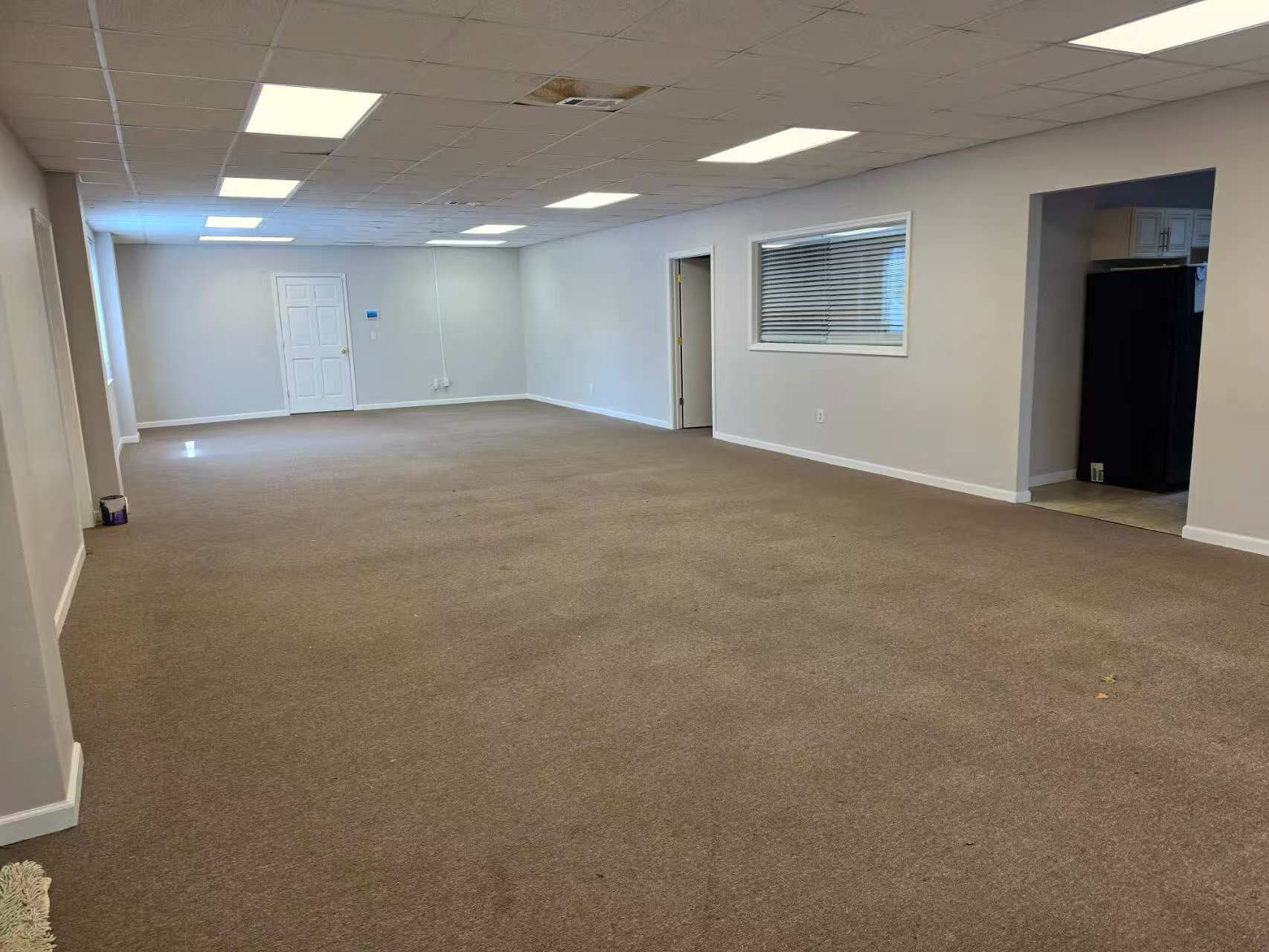 26943 Westwood Rd, Westlake, OH for lease Interior Photo- Image 1 of 4