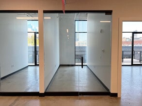 4346 12th St, Long Island City, NY for lease Interior Photo- Image 1 of 6