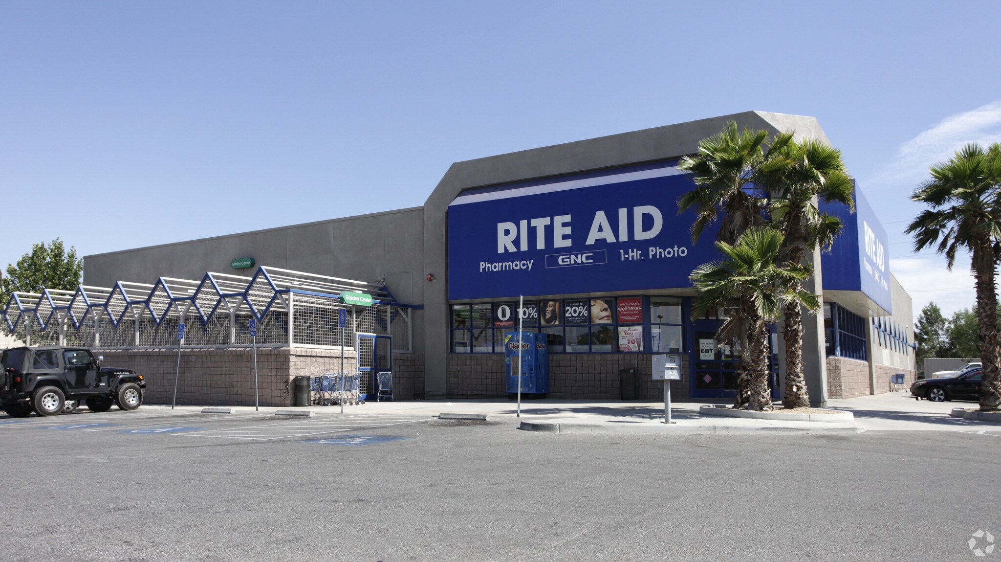 17441 Main St, Hesperia, CA for lease Primary Photo- Image 1 of 7