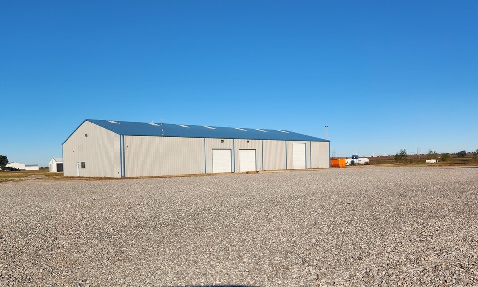 1448 Darlington Rd NW, El Reno, OK for lease - Building Photo - Image 1 of 17