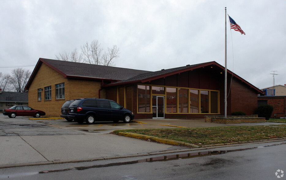 2164 Tedrow Rd, Toledo, OH for sale - Building Photo - Image 1 of 13