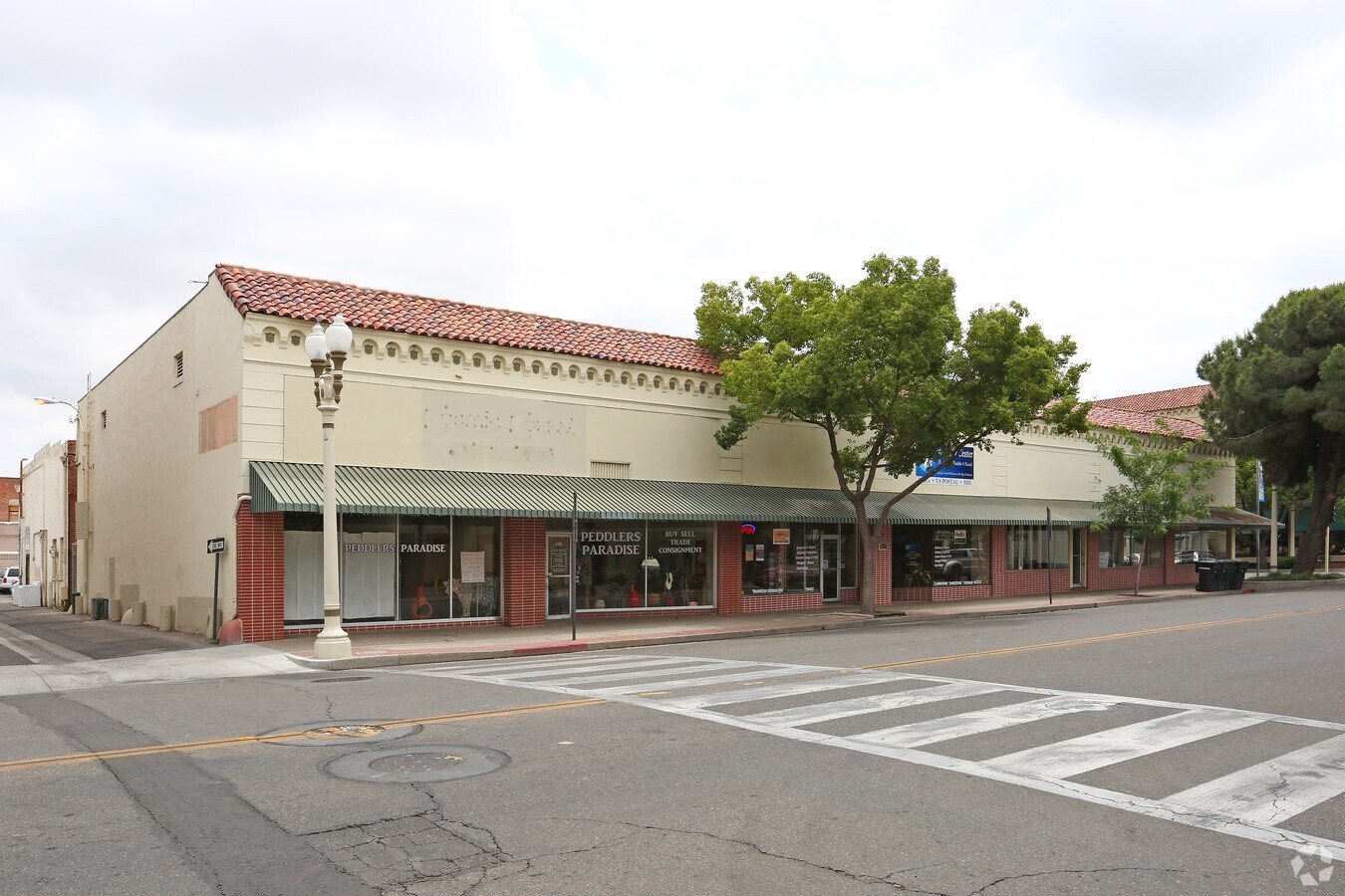 126207 W 7th St, Hanford, CA 93230