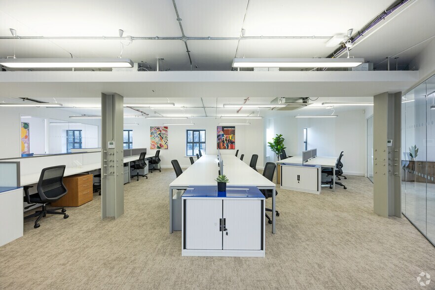 46-48 Webber St, London for lease - Interior Photo - Image 2 of 29