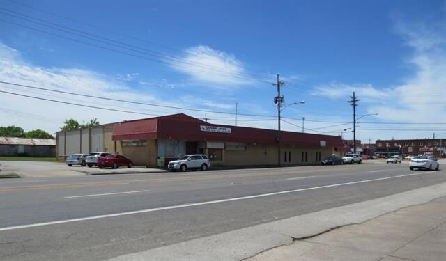 302 E Broad St, Mineola, TX for sale Primary Photo- Image 1 of 1