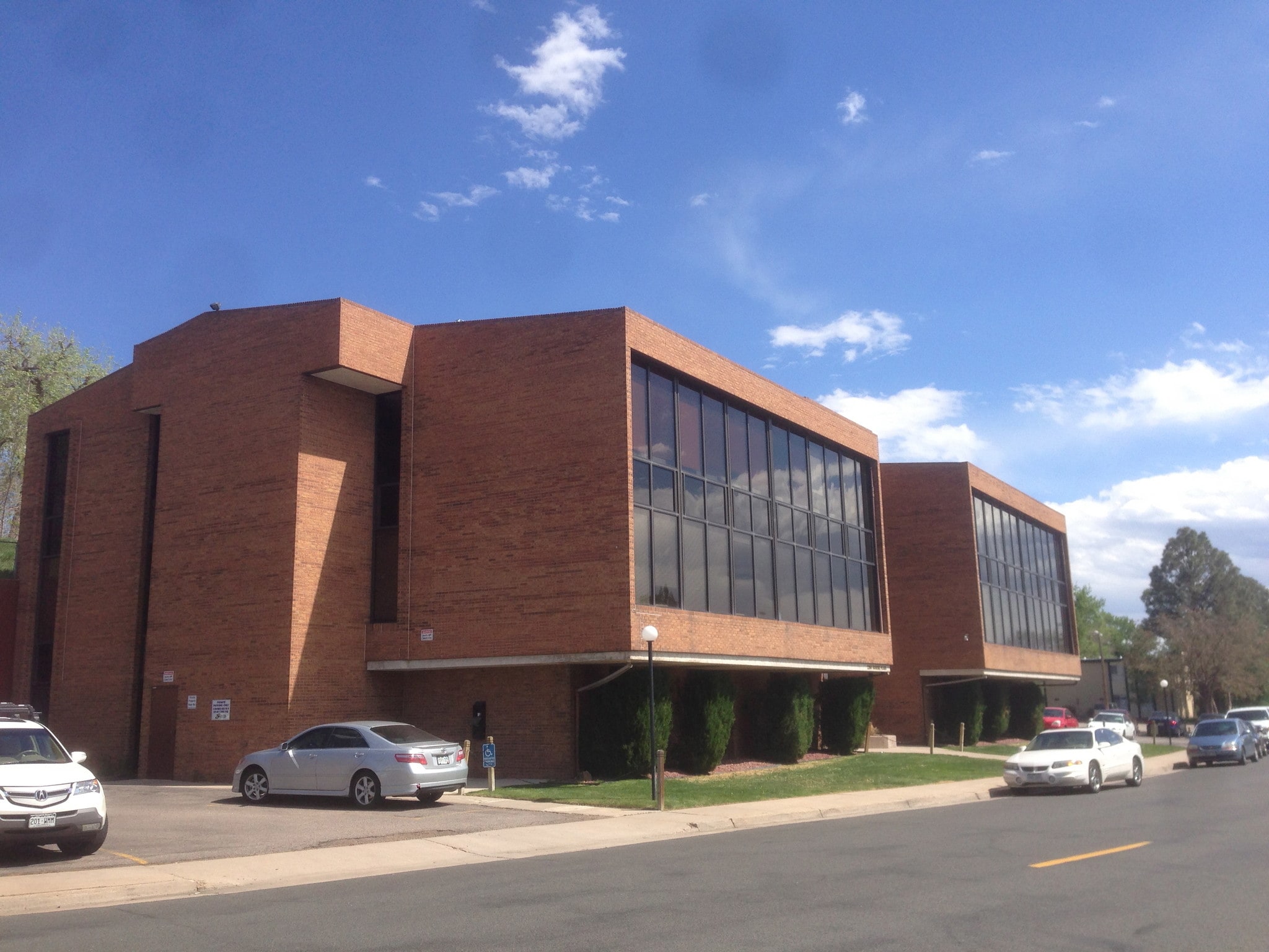 2250 S Oneida St, Denver, CO for lease Building Photo- Image 1 of 2