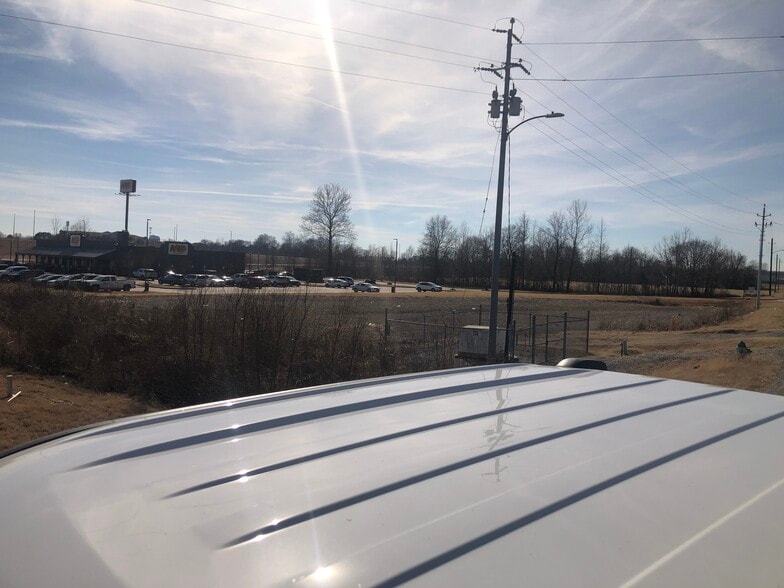 Radio Rd, Dyersburg, TN for sale - Building Photo - Image 3 of 5
