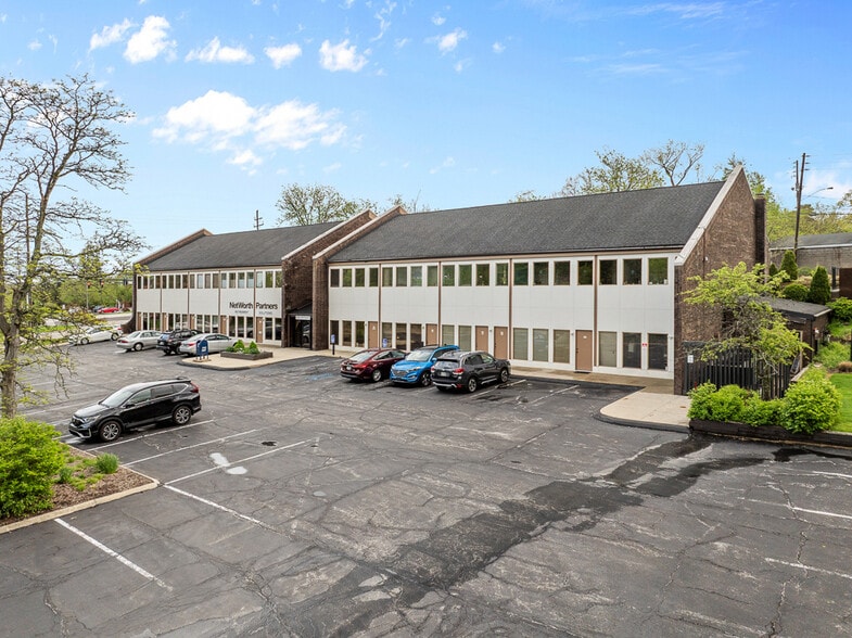 8180 Brecksville Rd, Brecksville, OH for lease - Building Photo - Image 2 of 28