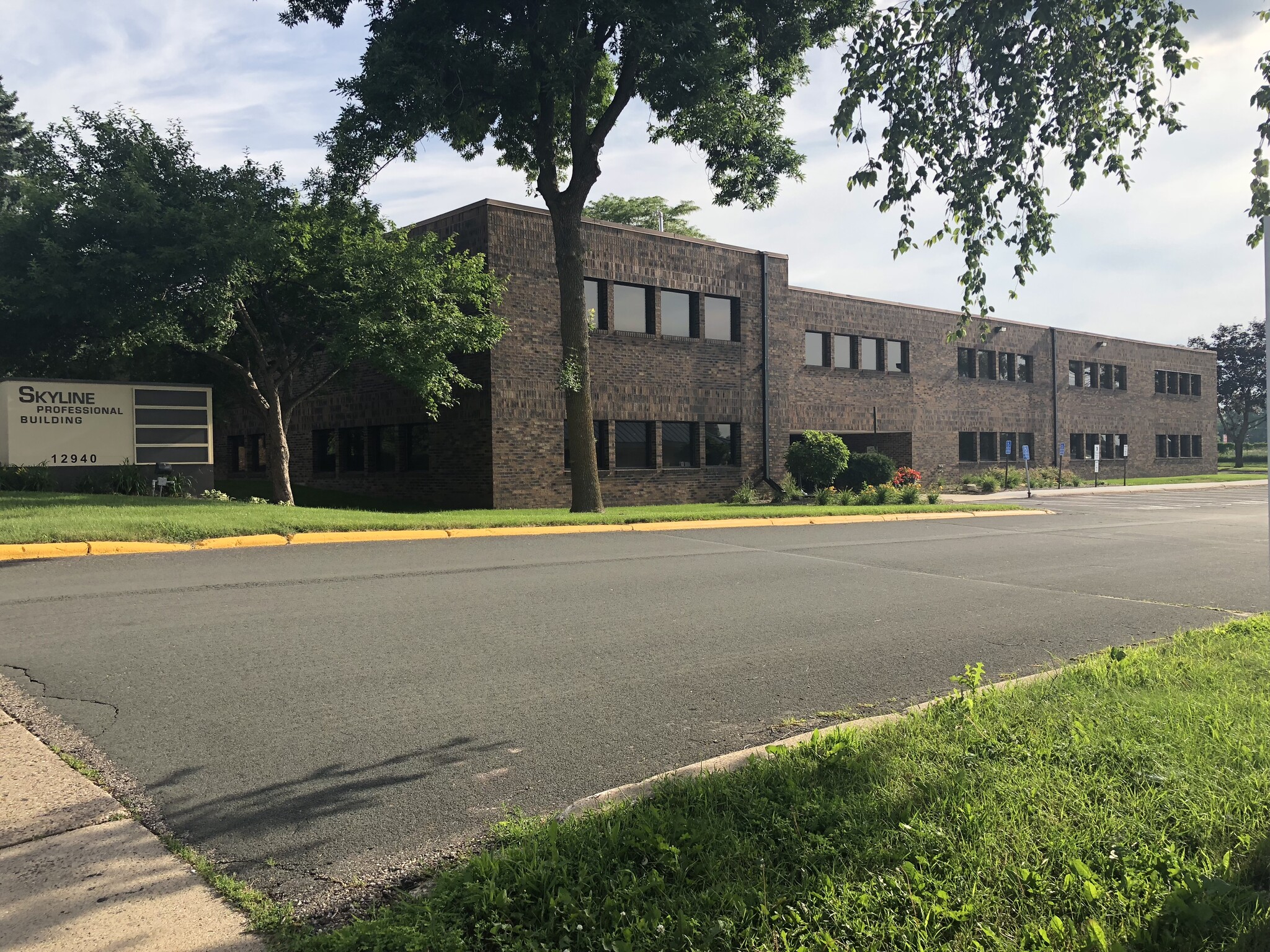 12940 Harriet Ave S, Burnsville, MN for sale Building Photo- Image 1 of 1