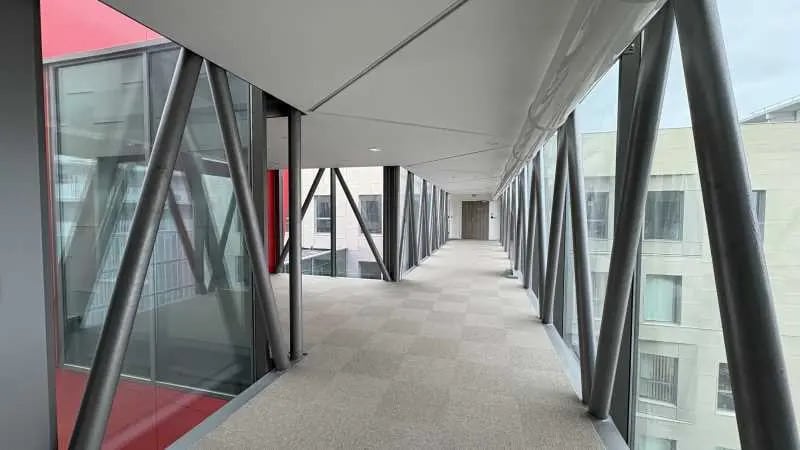 Rue Danton, Fleury-les-Aubrais for lease - Lobby - Image 3 of 8