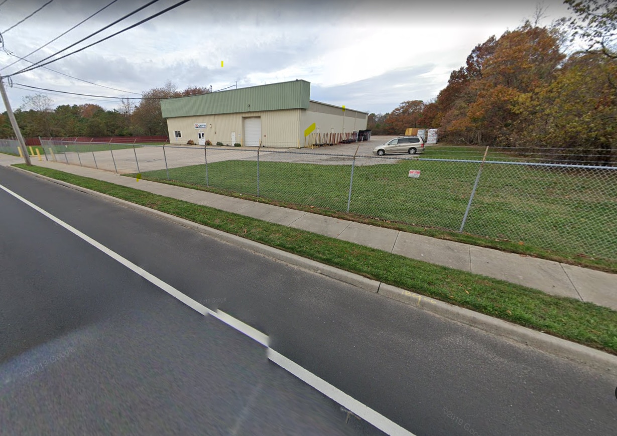 2165 Montauk Hwy, Brookhaven, NY for sale Primary Photo- Image 1 of 1