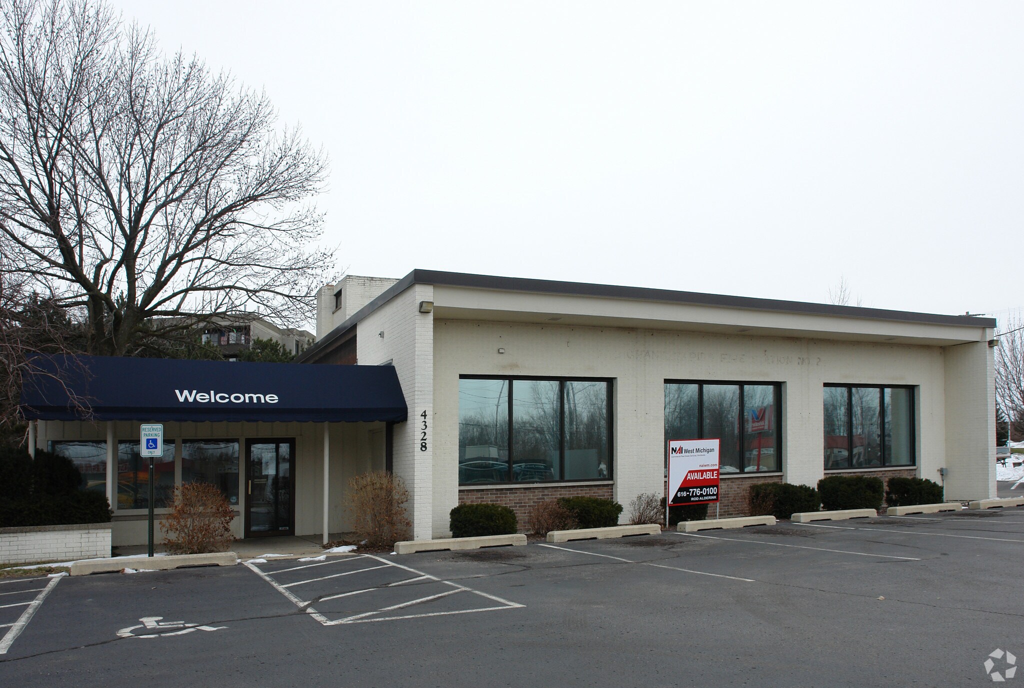 4328 Kalamazoo Ave SE, Grand Rapids, MI for sale Primary Photo- Image 1 of 1