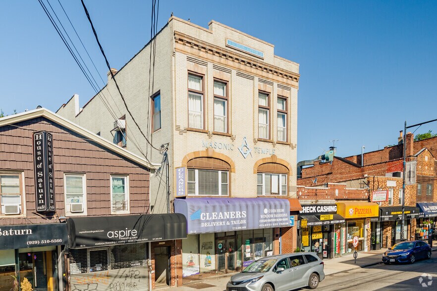 1814 College Point Blvd, College Point, NY for sale - Primary Photo - Image 1 of 1
