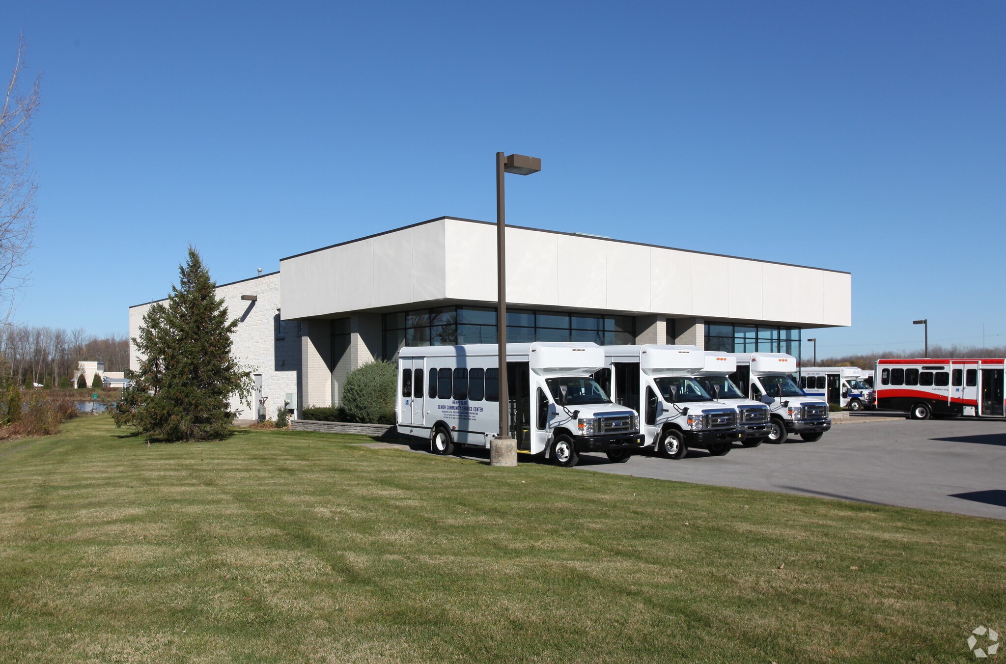 200 Eastern Blvd, Canandaigua, NY for sale Primary Photo- Image 1 of 1