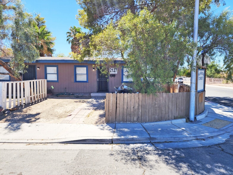 2117 Donna St, North Las Vegas, NV for sale - Building Photo - Image 3 of 39