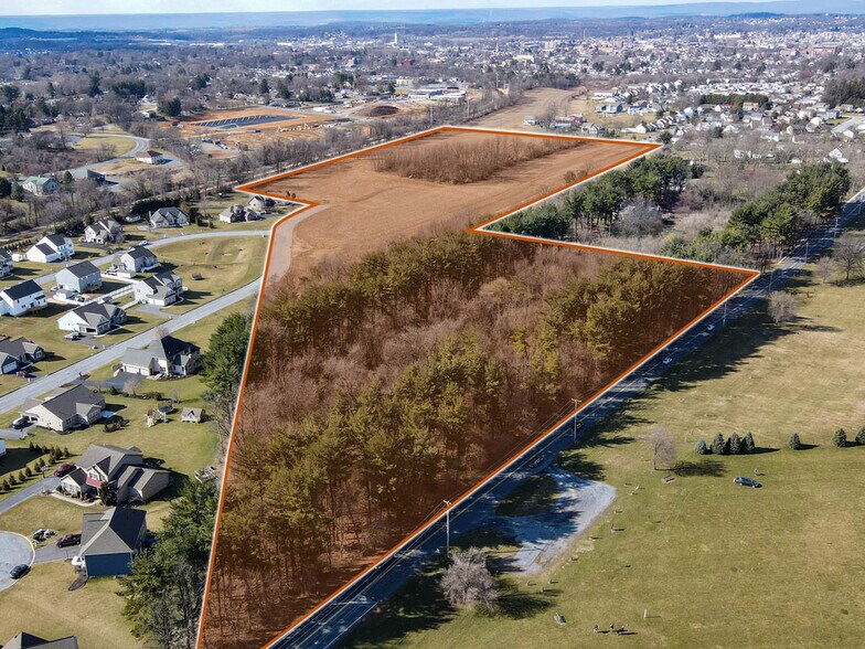 21 Wilhelm Ave, Lebanon, PA for sale - Aerial - Image 3 of 6