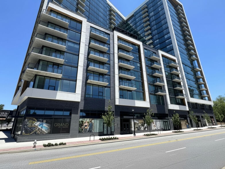 340 E Paces Ferry Rd, Atlanta, GA for lease - Building Photo - Image 3 of 5
