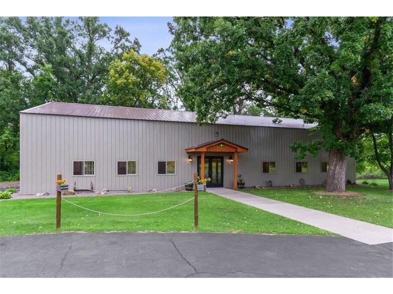 43566 Ginger Ave, Harris, MN 55032