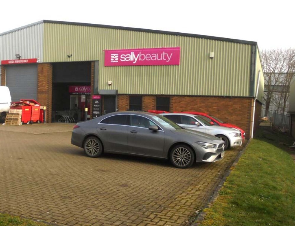 10 Linnell Way, Kettering for sale Primary Photo- Image 1 of 1