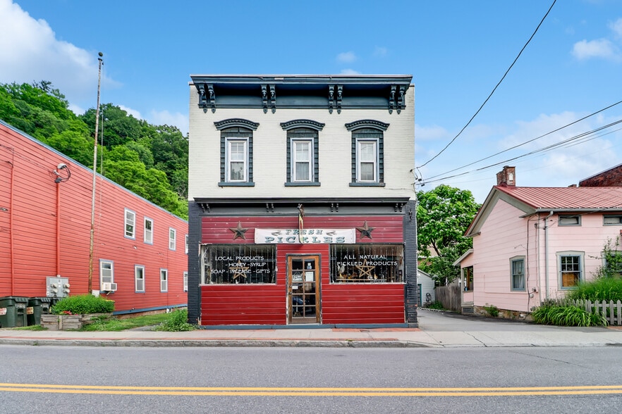 424 Main, Rosendale, NY for sale - Primary Photo - Image 1 of 1