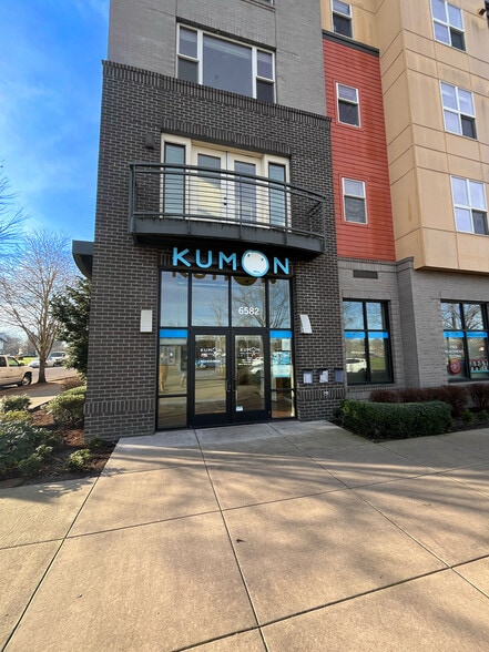 6523 NE Cherry Dr, Hillsboro, OR for lease - Building Photo - Image 3 of 38