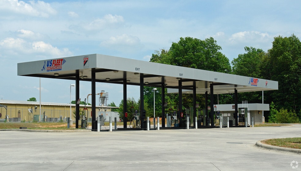 2521 Empire Dr, Winston-Salem, NC for sale - Building Photo - Image 3 of 3