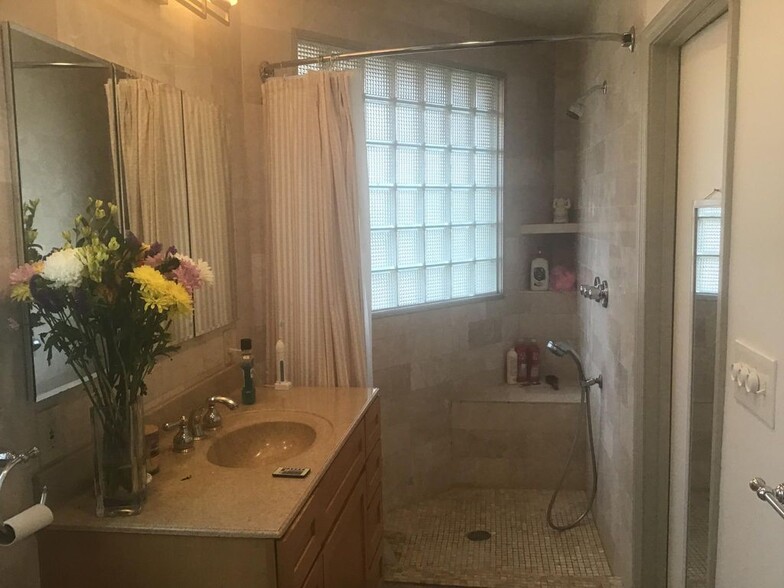 1344 Boyd Ave NW, Atlanta, GA for lease - Building Photo - Image 2 of 4