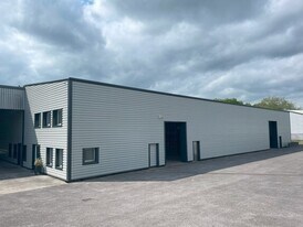 Bennetts Field Trading Estate, Wincanton SOM - Warehouse