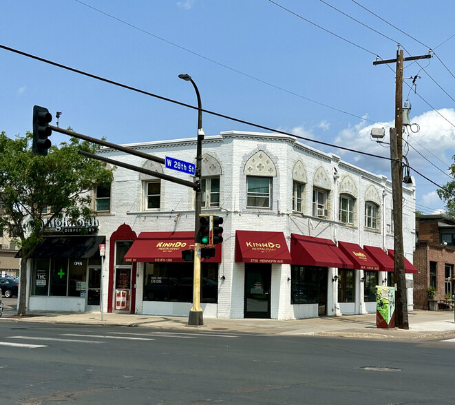 2737-2755 Hennepin Ave, Minneapolis, MN for lease - Building Photo - Image 2 of 7