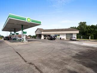 More details for 11931 W Janesville Rd, Hales Corners, WI - Retail for Sale