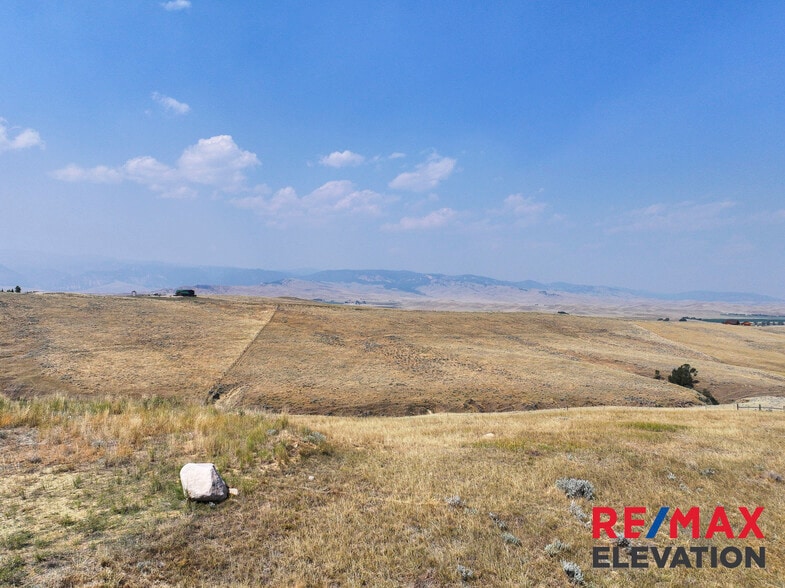 12 Winchester Way, Buffalo, WY for sale - Building Photo - Image 3 of 24