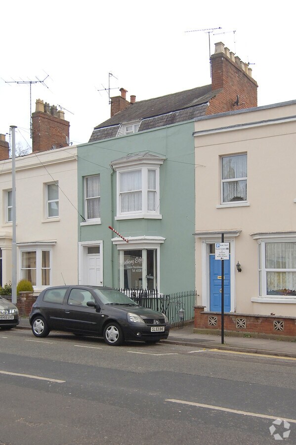 97 Clarendon St, Leamington Spa, WAR CV32 4PF