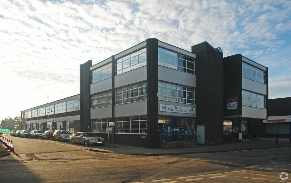 11-17 Talisman Sq, Kenilworth for sale - Primary Photo - Image 1 of 1