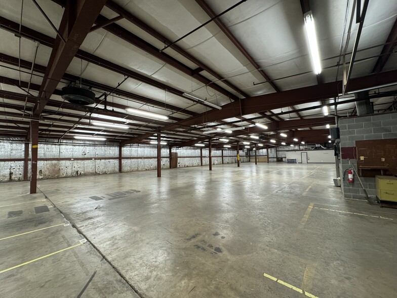 1214 Dorris Ave, High Point, NC for lease - Building Photo - Image 3 of 7